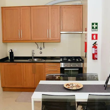 Giestal Terrace * ליסבון